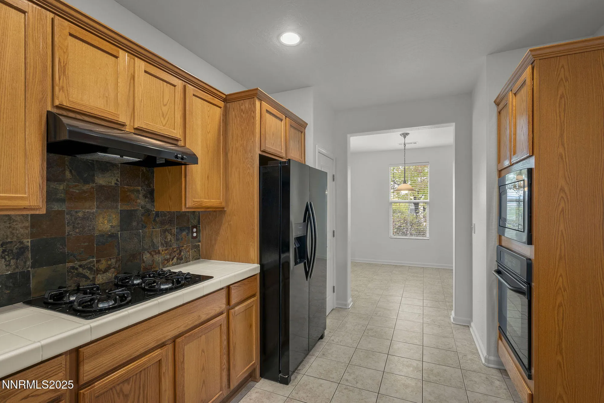 Property Slideshow image 12 of 28 | 1810 evergreen ridge way, Reno, NV, 89523