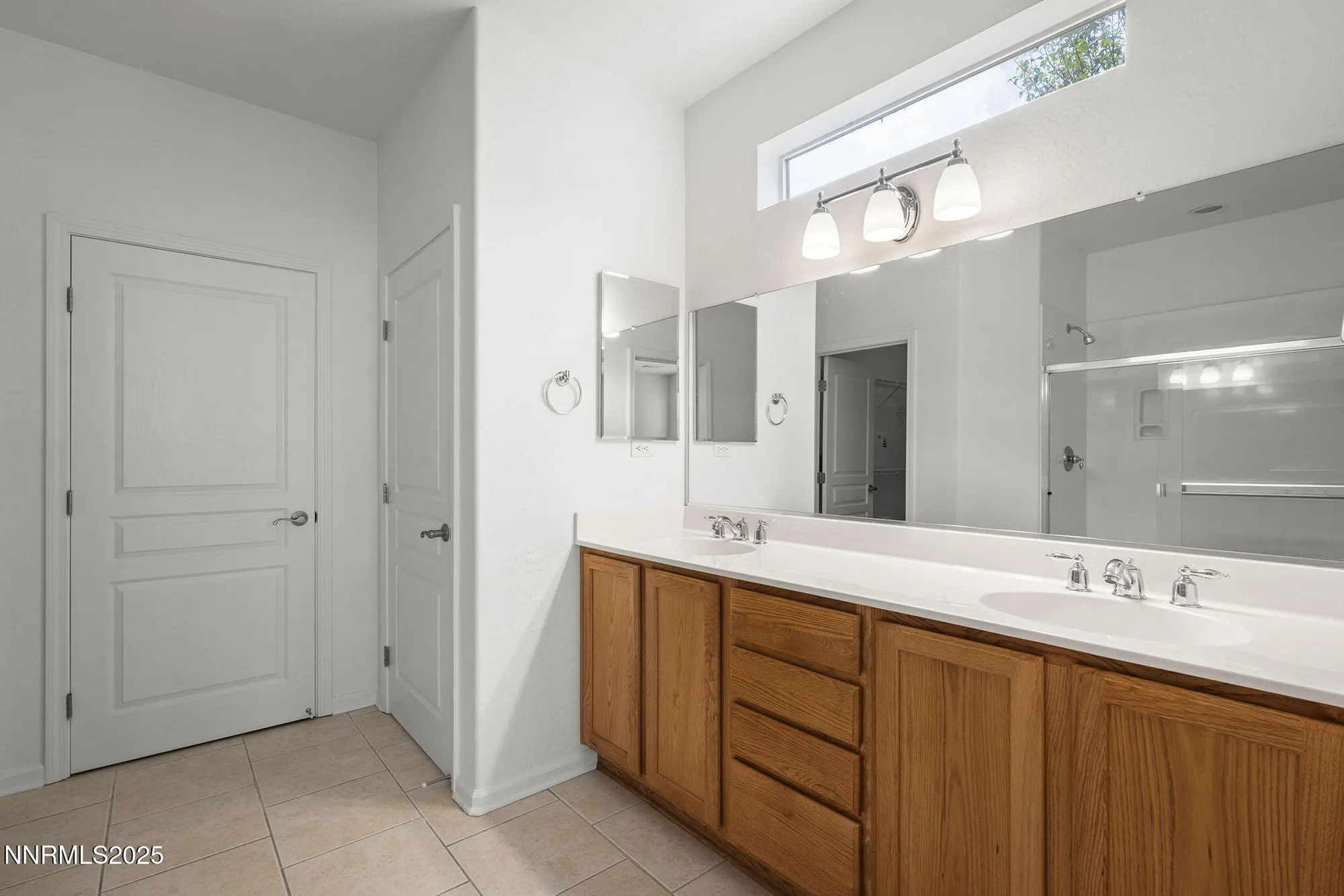 Property Slideshow image 16 of 28 | 1810 evergreen ridge way, Reno, NV, 89523