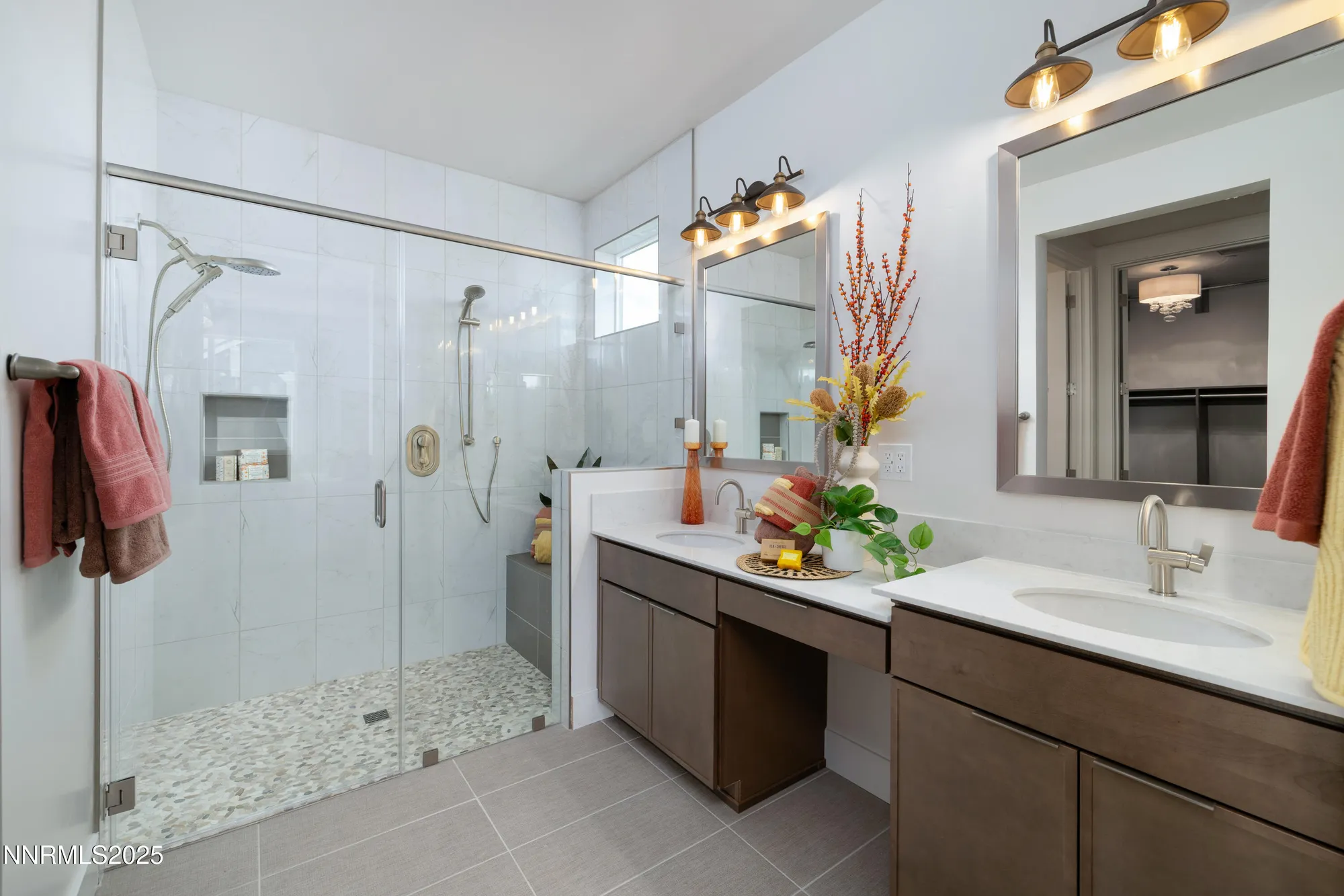 Property Slideshow image 9 of 11 | 284 arlis pl, Sparks, NV, 89441