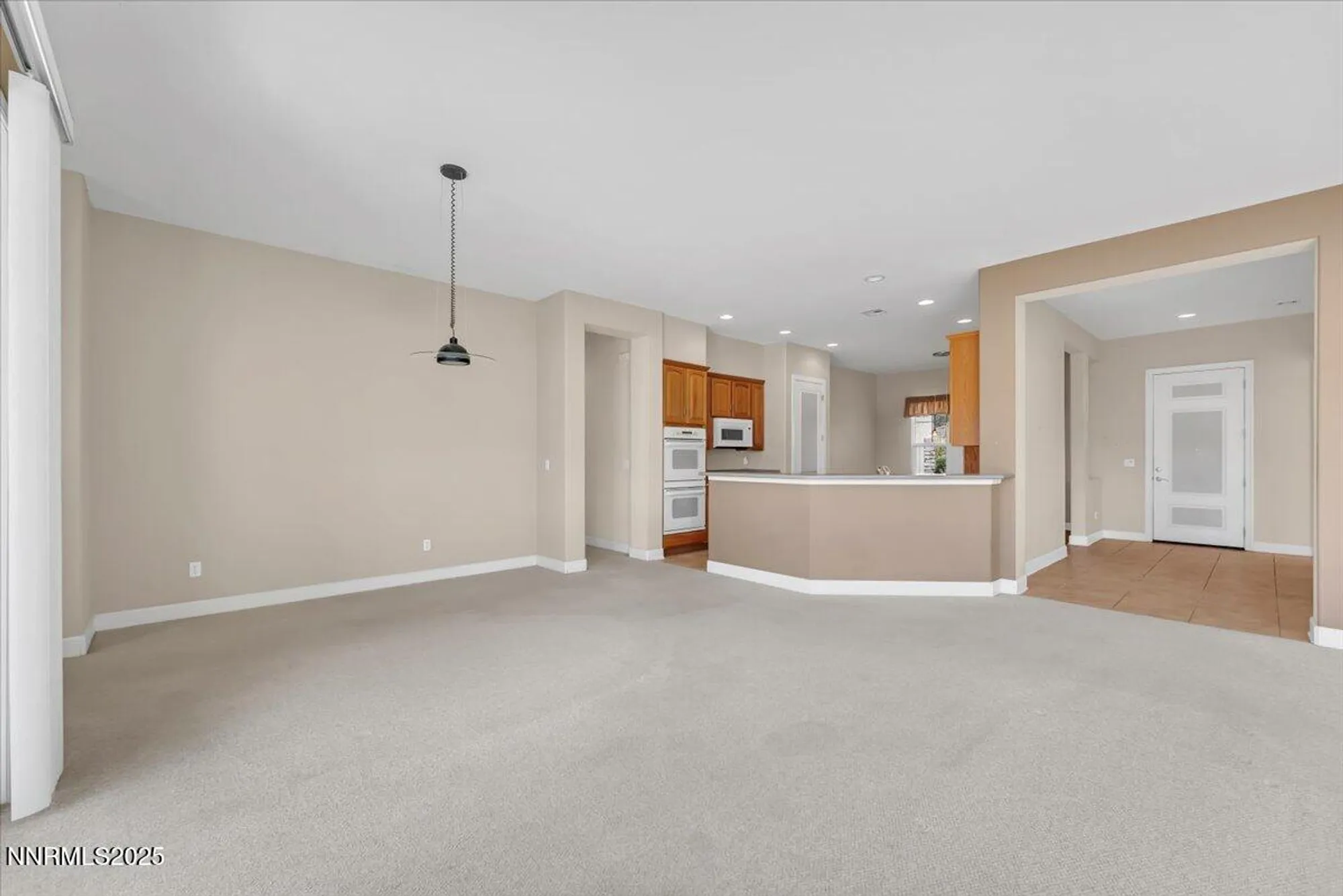 Property Slideshow image 10 of 34 | 1405 meridian ranch dr, Reno, NV, 89523