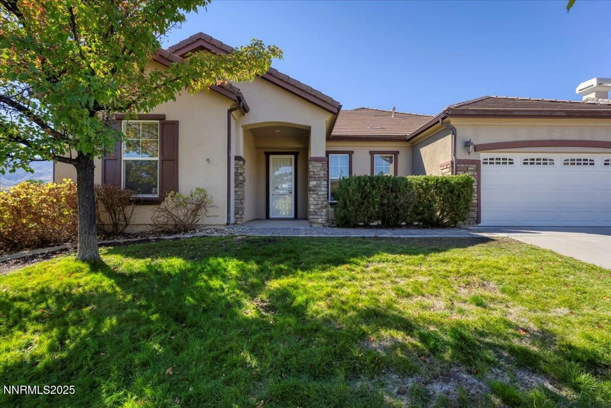 Property Slideshow image 2 of 34 | 1405 meridian ranch dr, Reno, NV, 89523