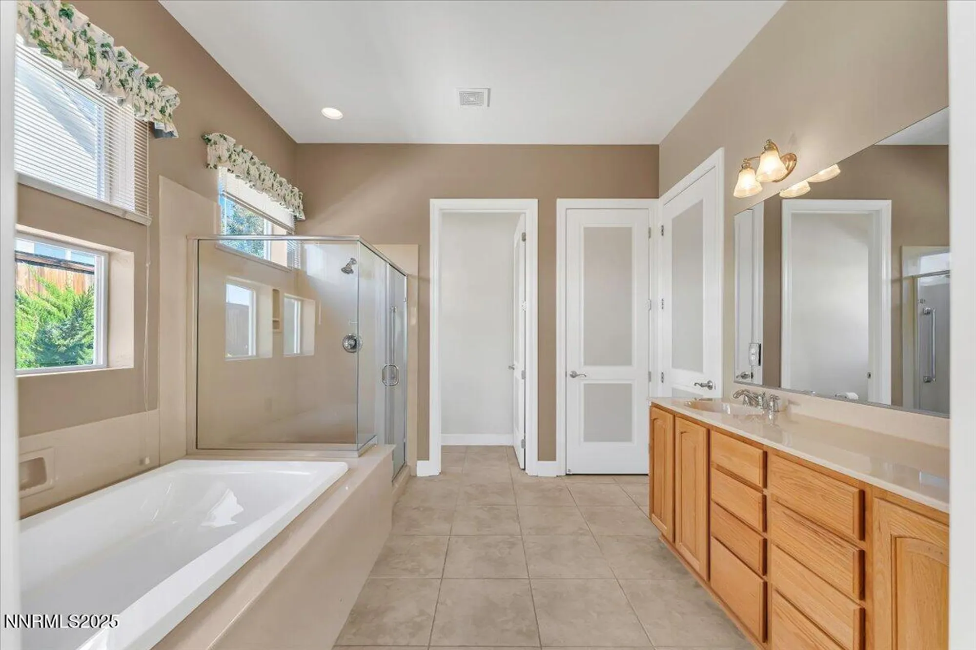 Property Slideshow image 25 of 34 | 1405 meridian ranch dr, Reno, NV, 89523