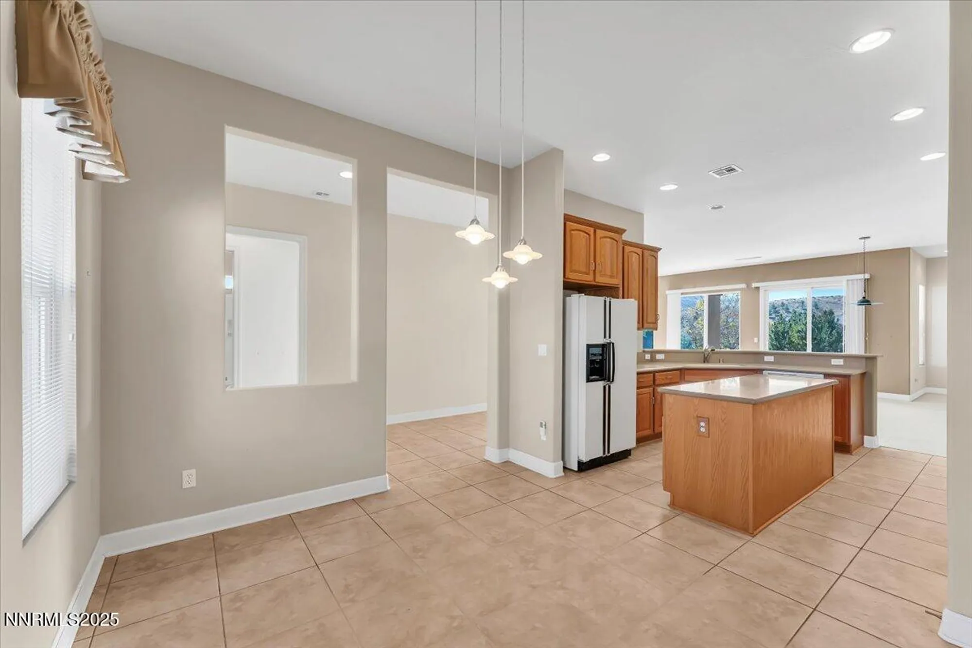 Property Slideshow image 20 of 34 | 1405 meridian ranch dr, Reno, NV, 89523