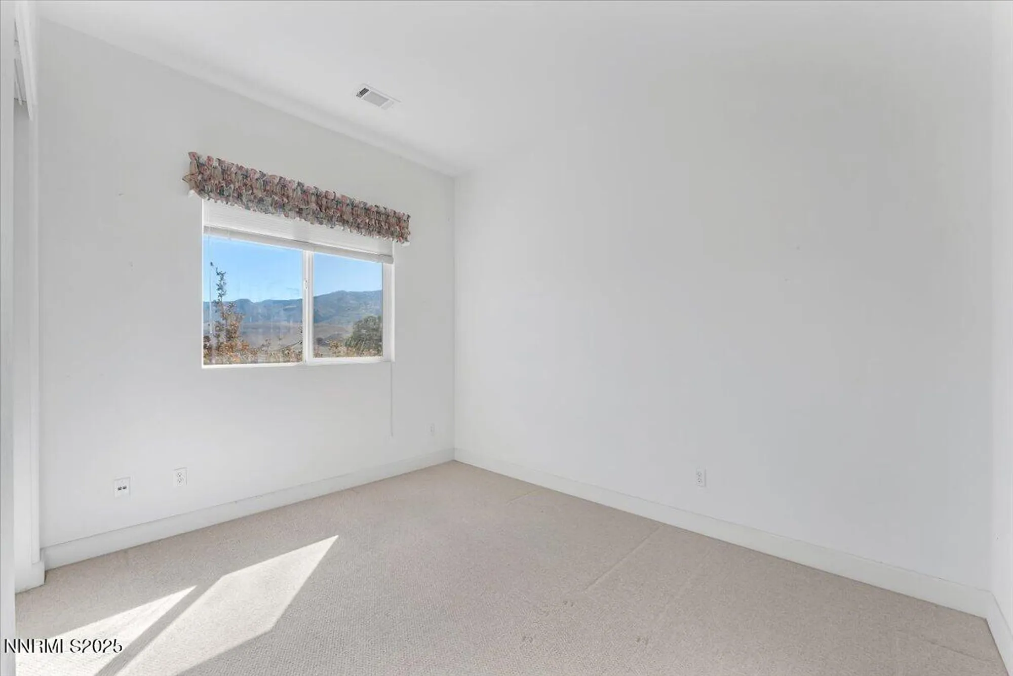 Property Slideshow image 30 of 34 | 1405 meridian ranch dr, Reno, NV, 89523