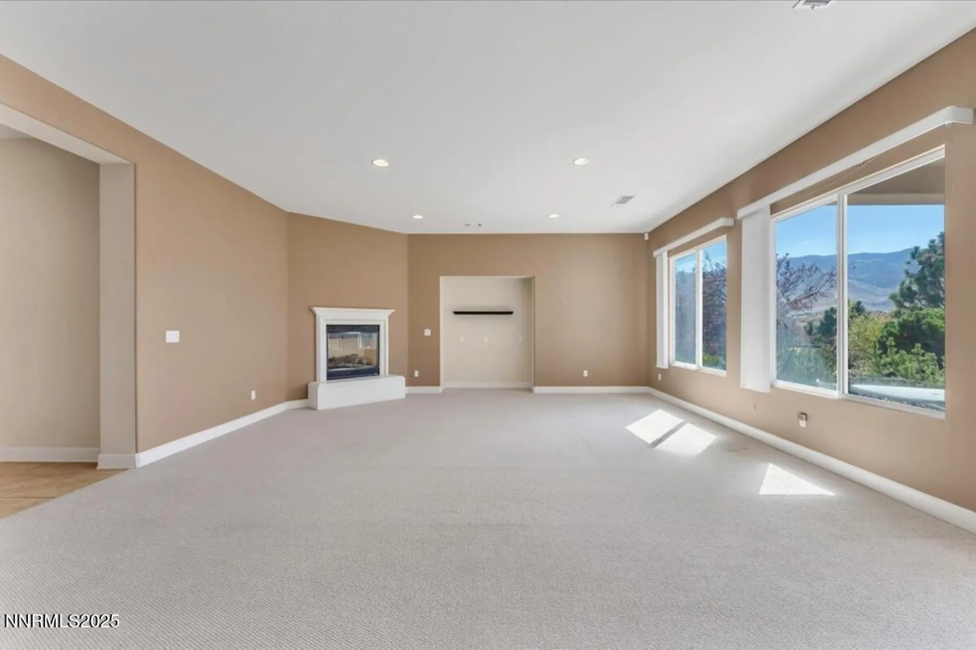 Property Slideshow image 7 of 34 | 1405 meridian ranch dr, Reno, NV, 89523