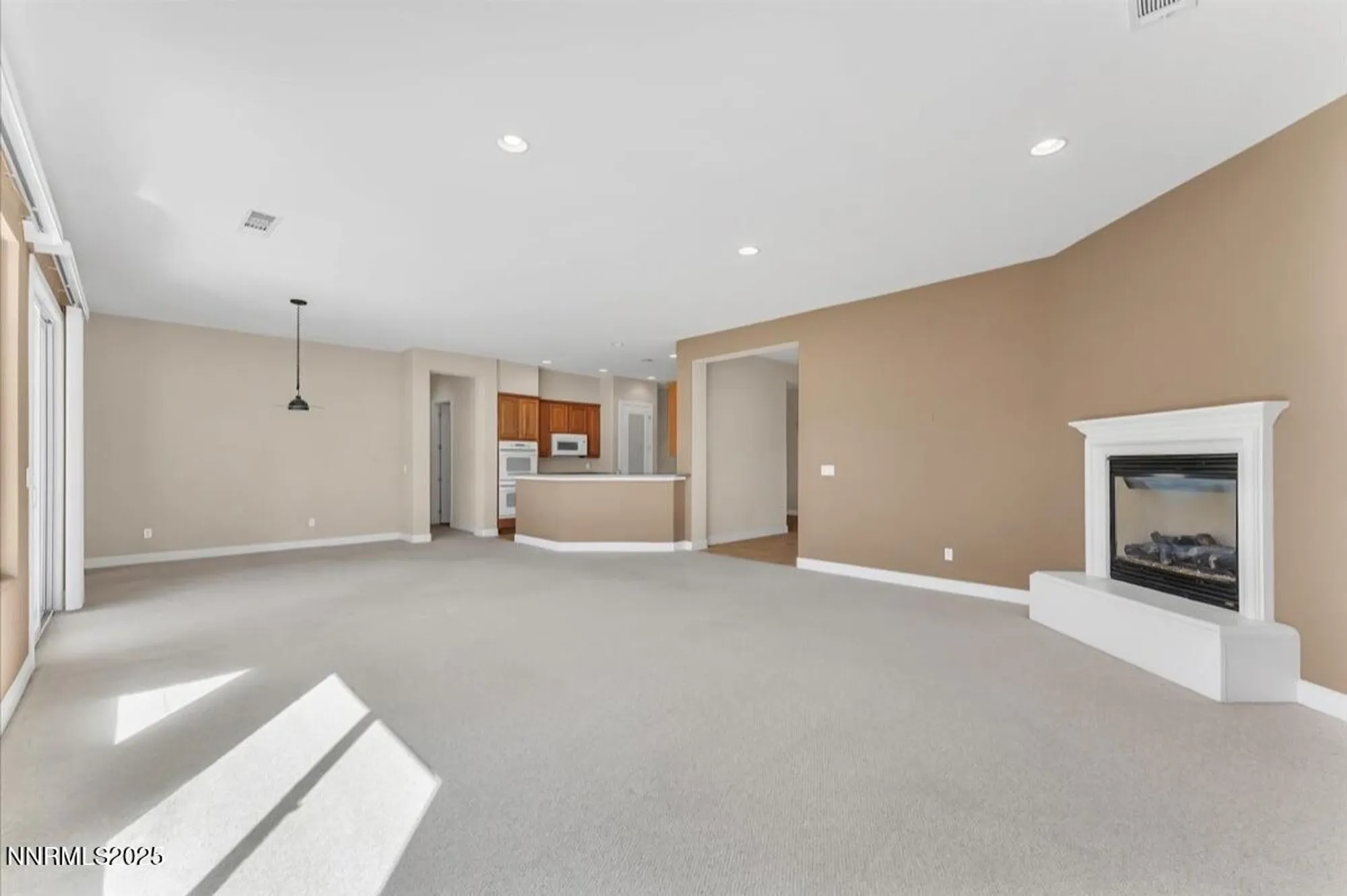 Property Slideshow image 9 of 34 | 1405 meridian ranch dr, Reno, NV, 89523