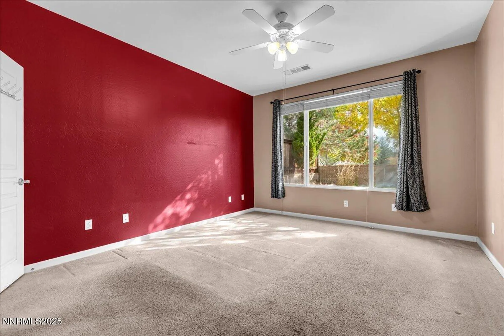 Property Slideshow image 19 of 61 | 1710 trail creek way, Reno, NV, 89523