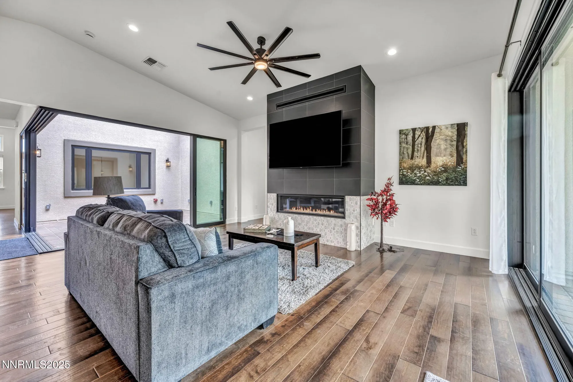 Property Slideshow image 19 of 46 | 2348 hammer falls dr, Reno, NV, 89521