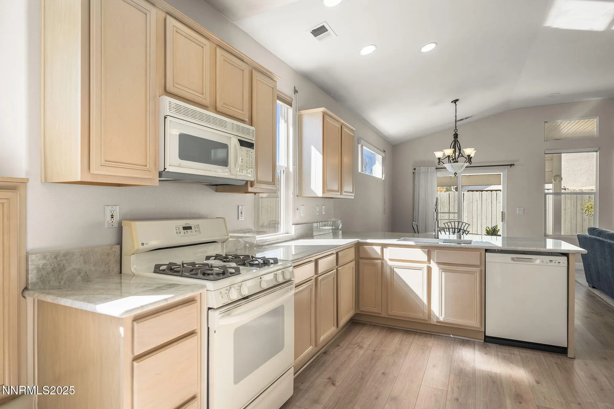 Property Slideshow image 9 of 32 | 10145 donner peak dr, Reno, NV, 89521
