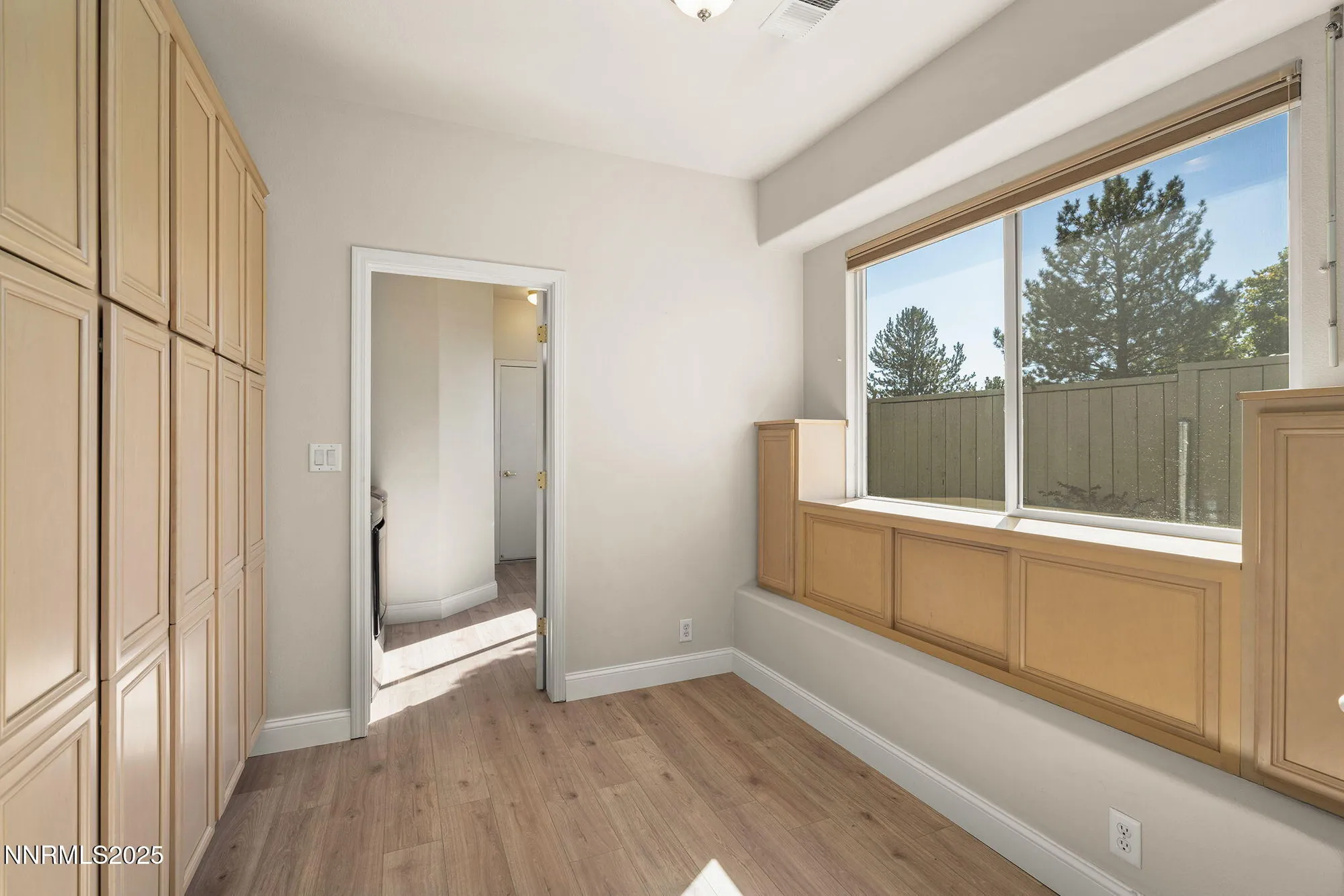 Property Slideshow image 11 of 32 | 10145 donner peak dr, Reno, NV, 89521