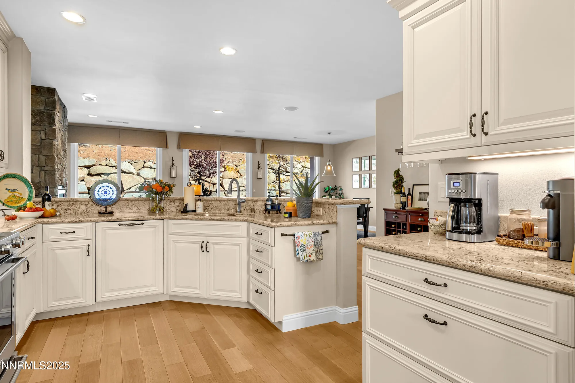 Property Slideshow image 14 of 49 | 9161 quilberry way, Reno, NV, 89523