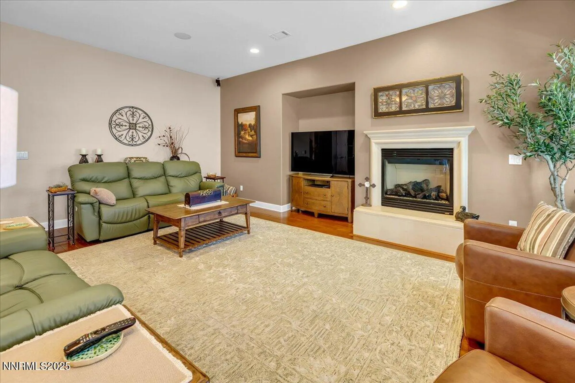 Property Slideshow image 4 of 67 | 1845 evergreen ridge way, Reno, NV, 89523