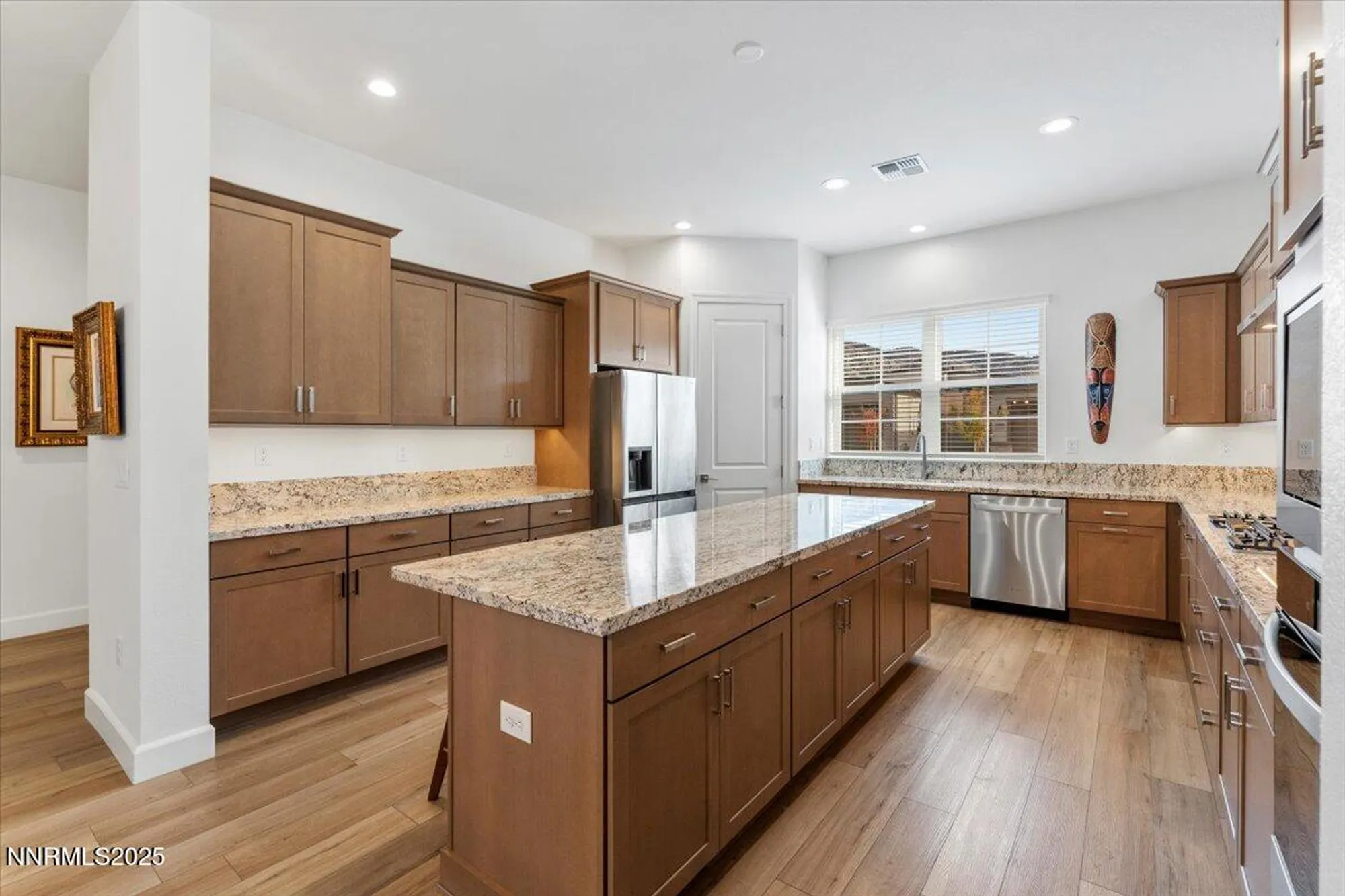 Property Slideshow image 14 of 52 | 2209 leathermans dr, Reno, NV, 89521