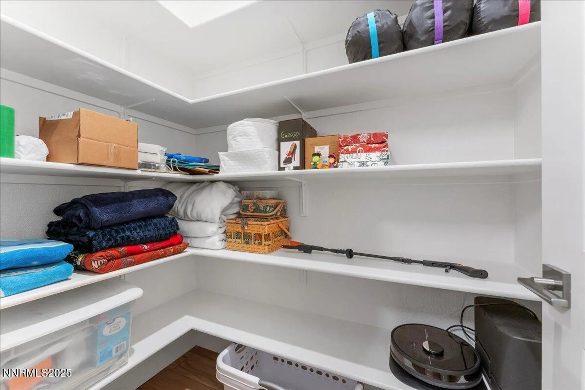 Property Slideshow image 31 of 52 | 2209 leathermans dr, Reno, NV, 89521