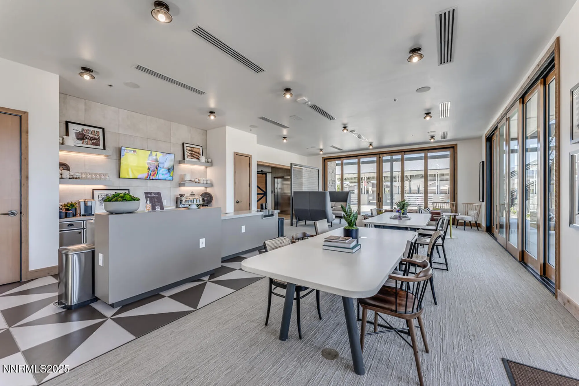 Property Slideshow image 43 of 52 | 2209 leathermans dr, Reno, NV, 89521