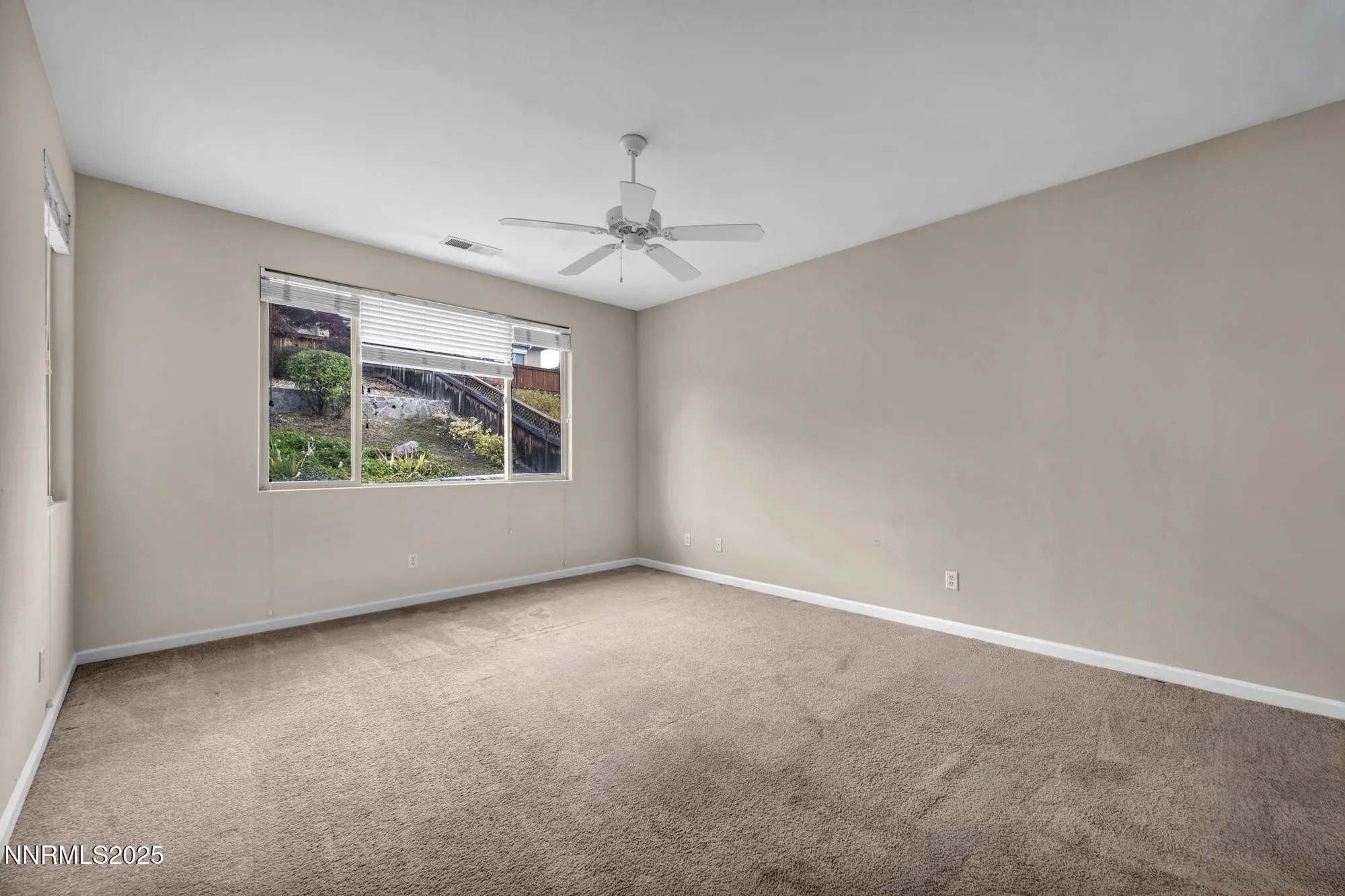 Property Slideshow image 16 of 35 | 1840 veneto dr, Sparks, NV, 89434