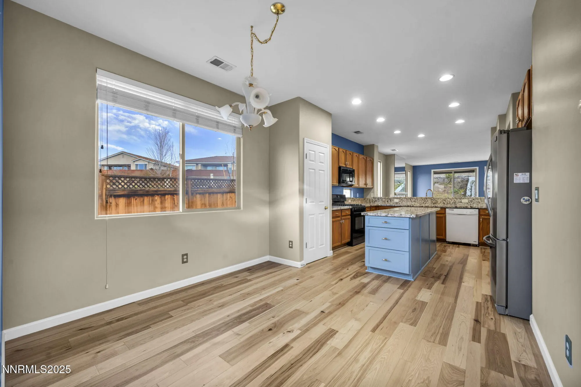 Property Slideshow image 15 of 35 | 1840 veneto dr, Sparks, NV, 89434