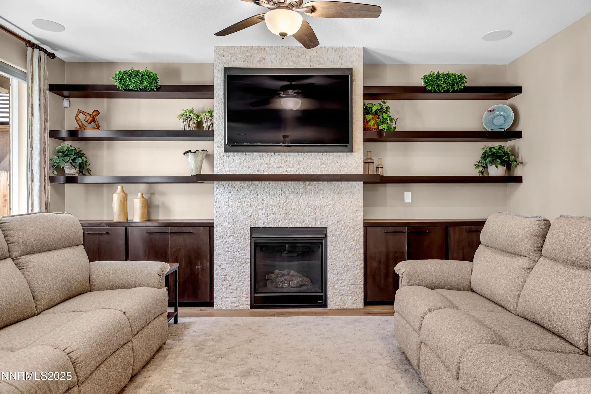 Property Slideshow image 16 of 54 | 9930 hafflinger ln, Reno, NV, 89521