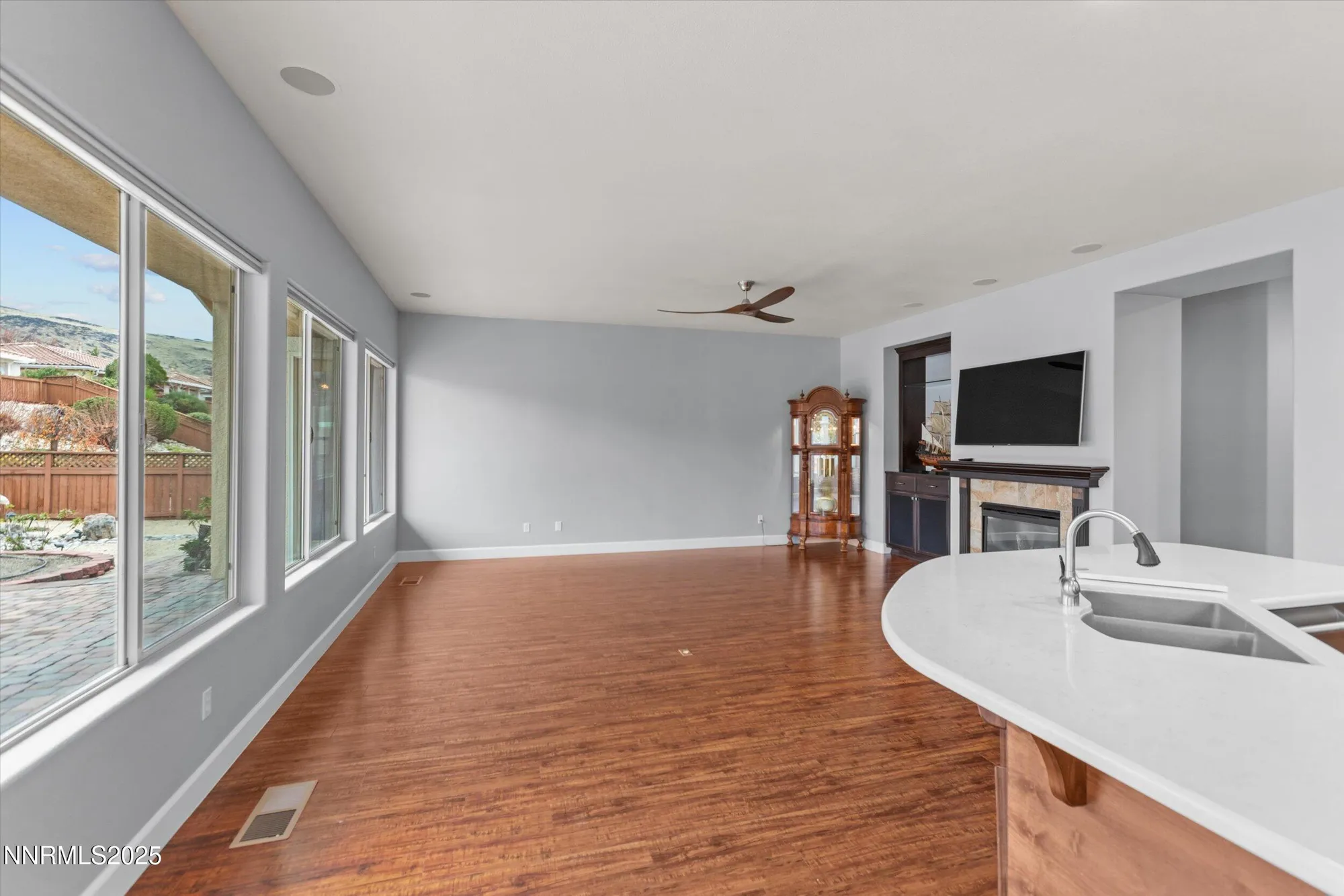 Property Slideshow image 13 of 53 | 1960 vicenza dr, Sparks, NV, 89434