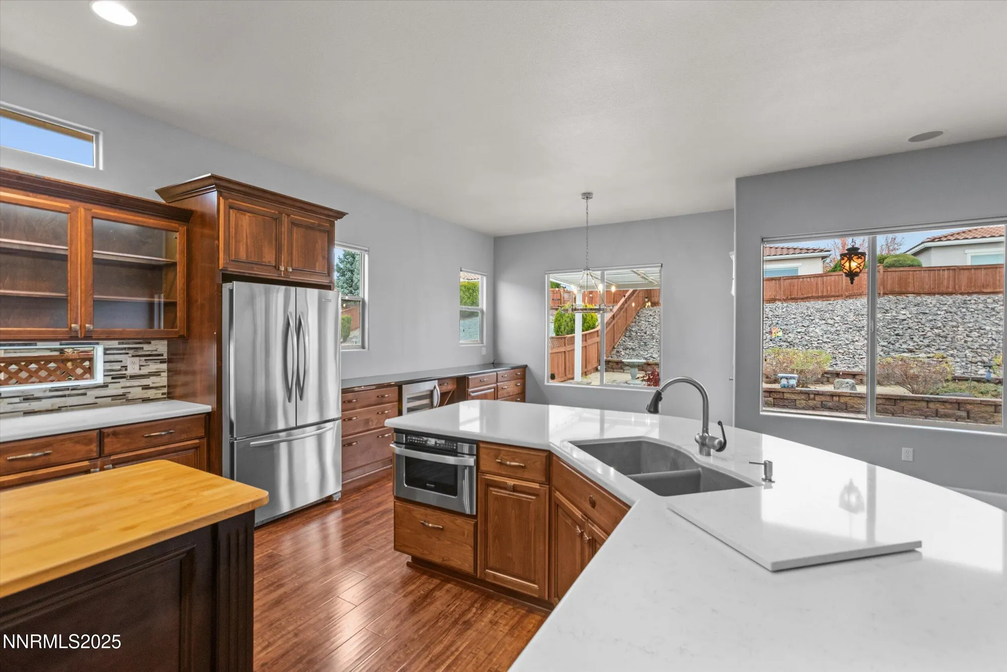 Property Slideshow image 19 of 53 | 1960 vicenza dr, Sparks, NV, 89434