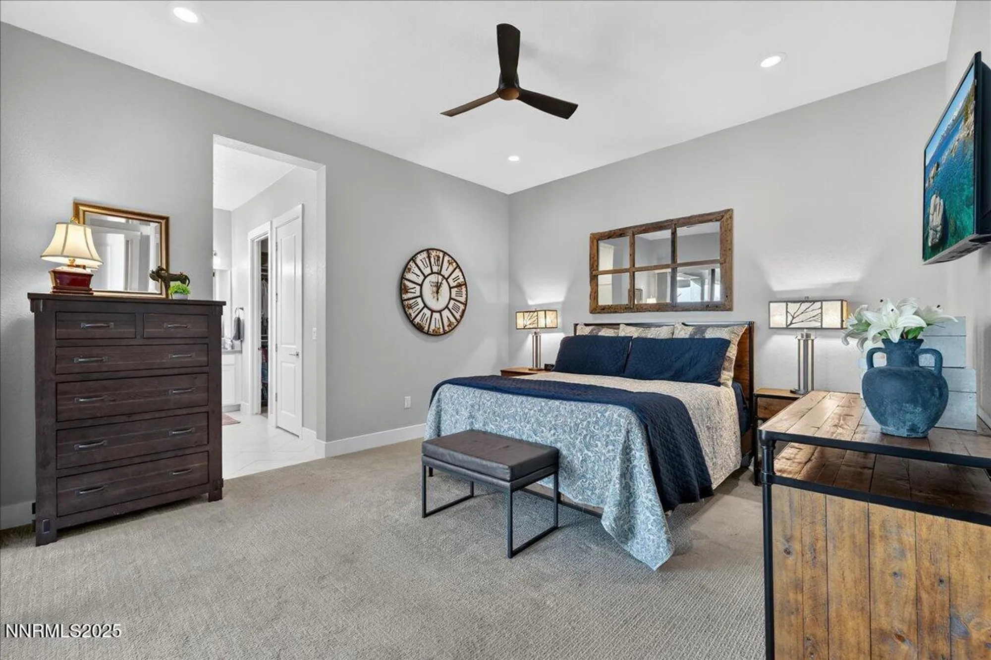 Property Slideshow image 14 of 39 | 2160 woodhouse dr, Reno, NV, 89521