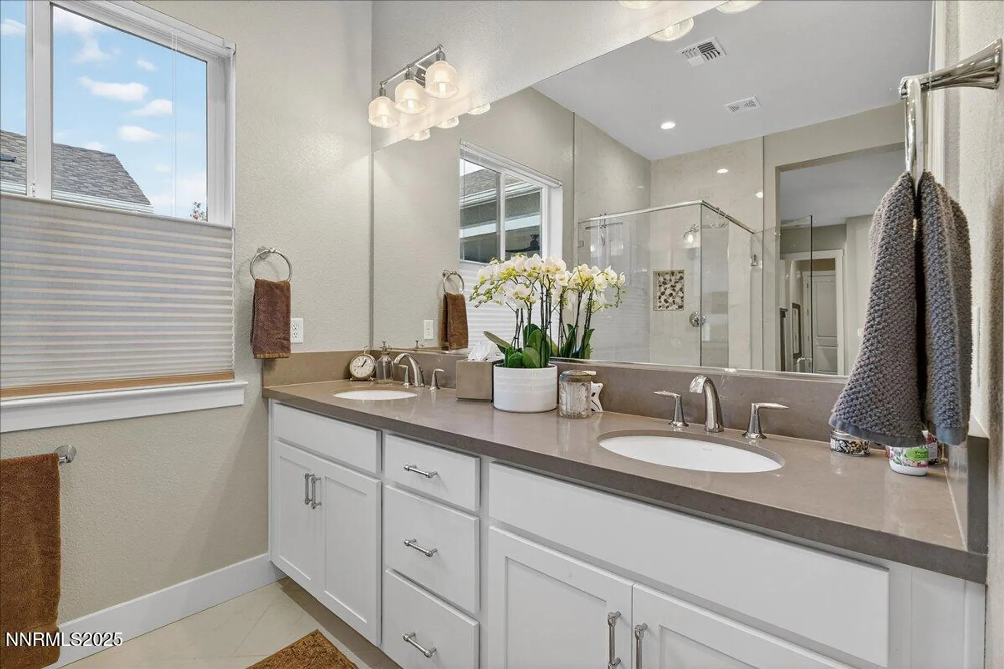 Property Slideshow image 16 of 39 | 2160 woodhouse dr, Reno, NV, 89521