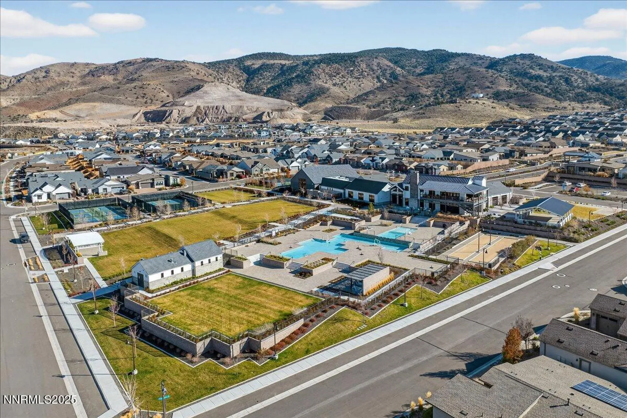 Property Slideshow image 31 of 39 | 2160 woodhouse dr, Reno, NV, 89521