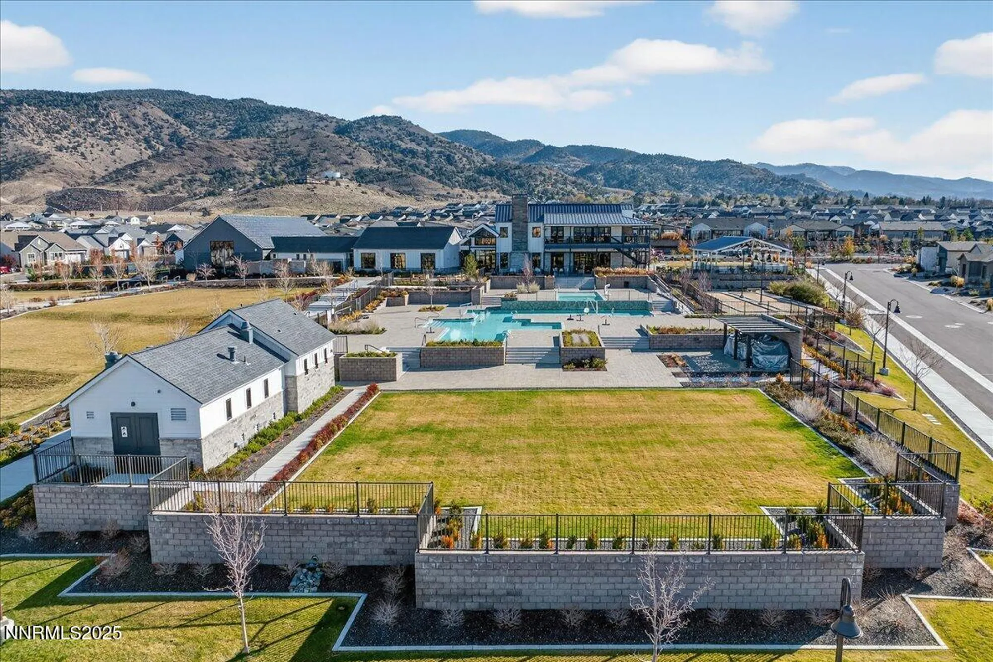 Property Slideshow image 32 of 39 | 2160 woodhouse dr, Reno, NV, 89521