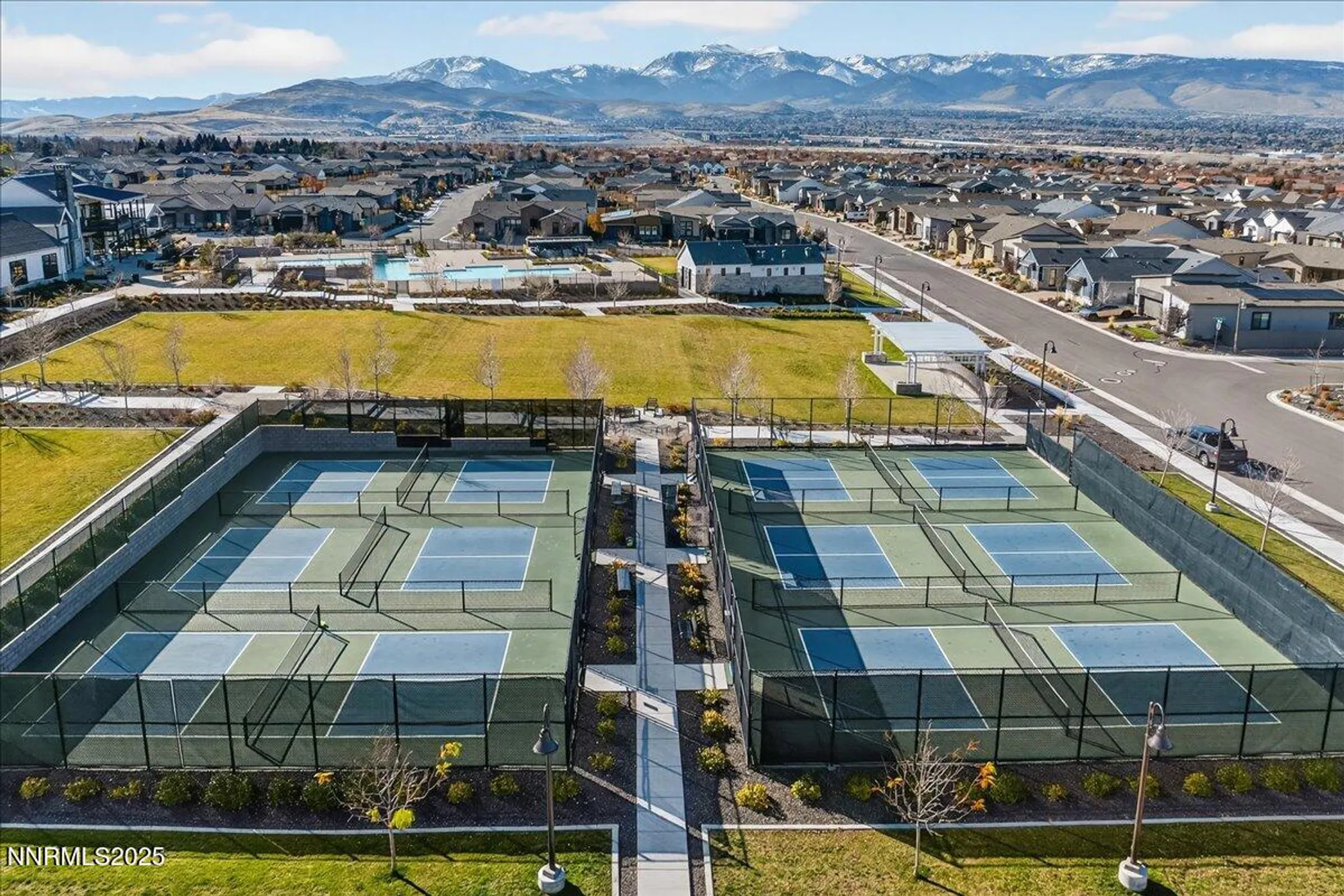 Property Slideshow image 35 of 39 | 2160 woodhouse dr, Reno, NV, 89521