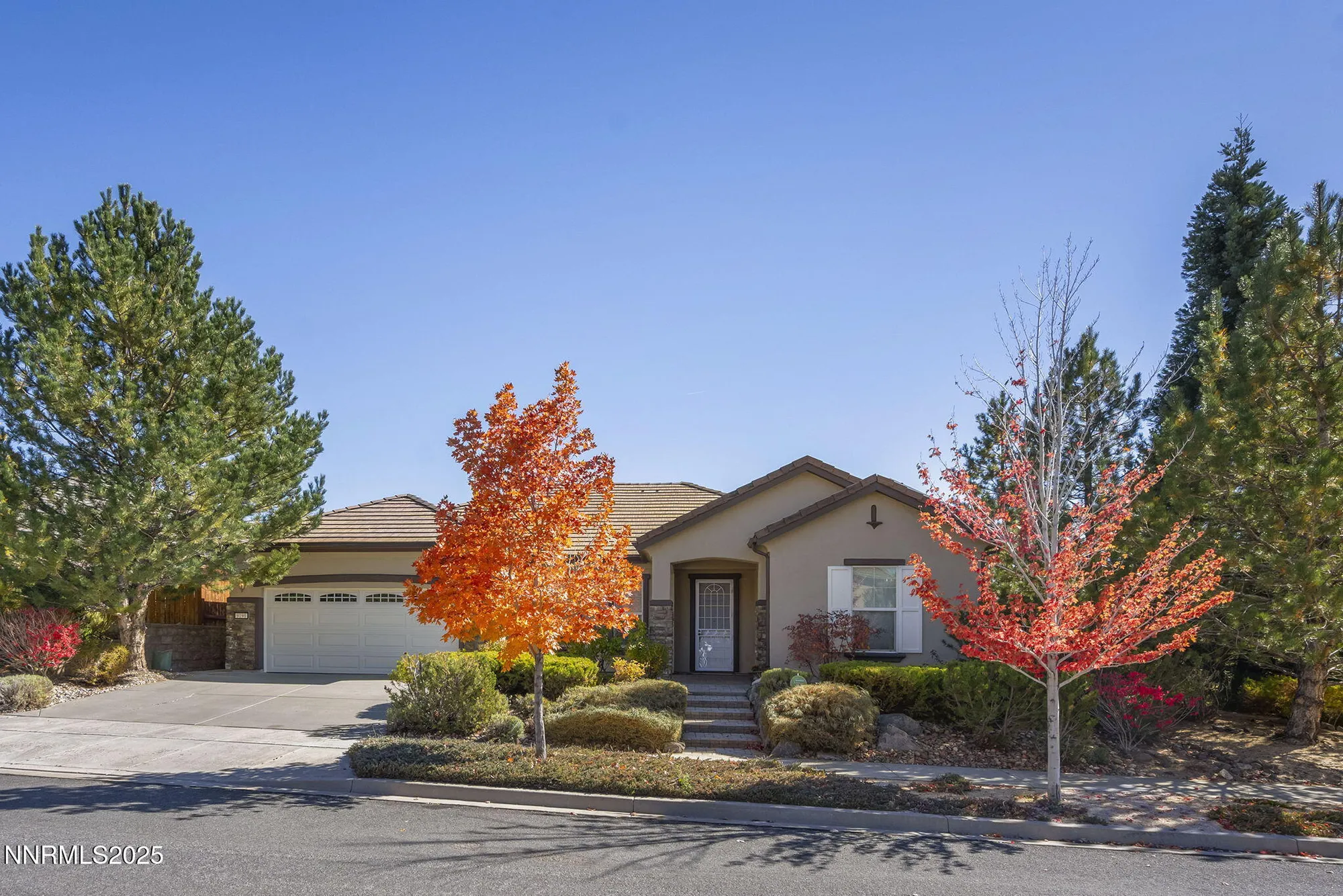Property Slideshow image 4 of 40 | 9190 quilberry way, Reno, NV, 89523