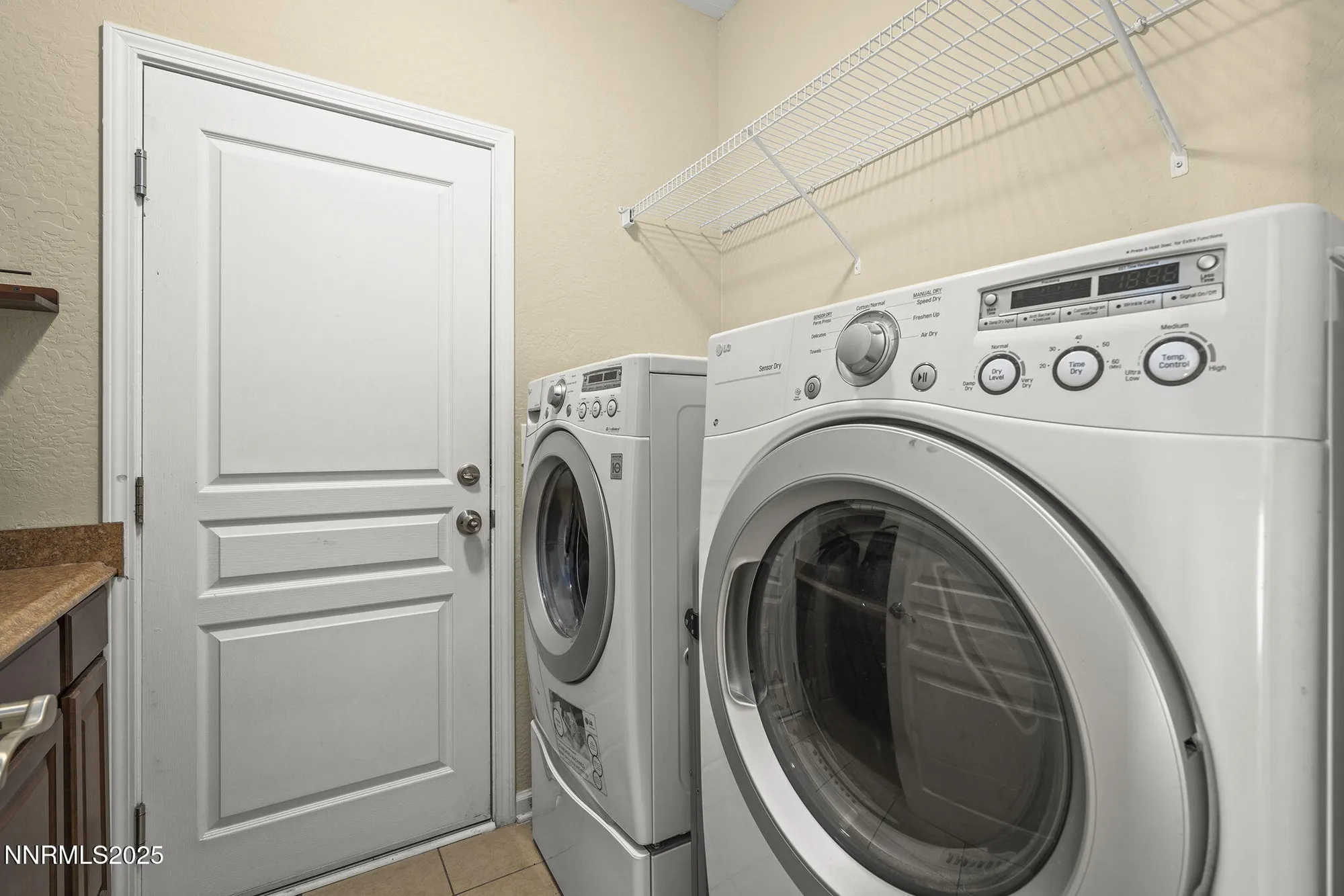 Property Slideshow image 24 of 35 | 1240 cliff park way, Reno, NV, 89523