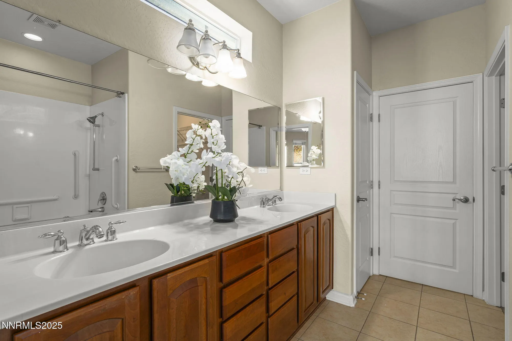Property Slideshow image 19 of 35 | 1240 cliff park way, Reno, NV, 89523