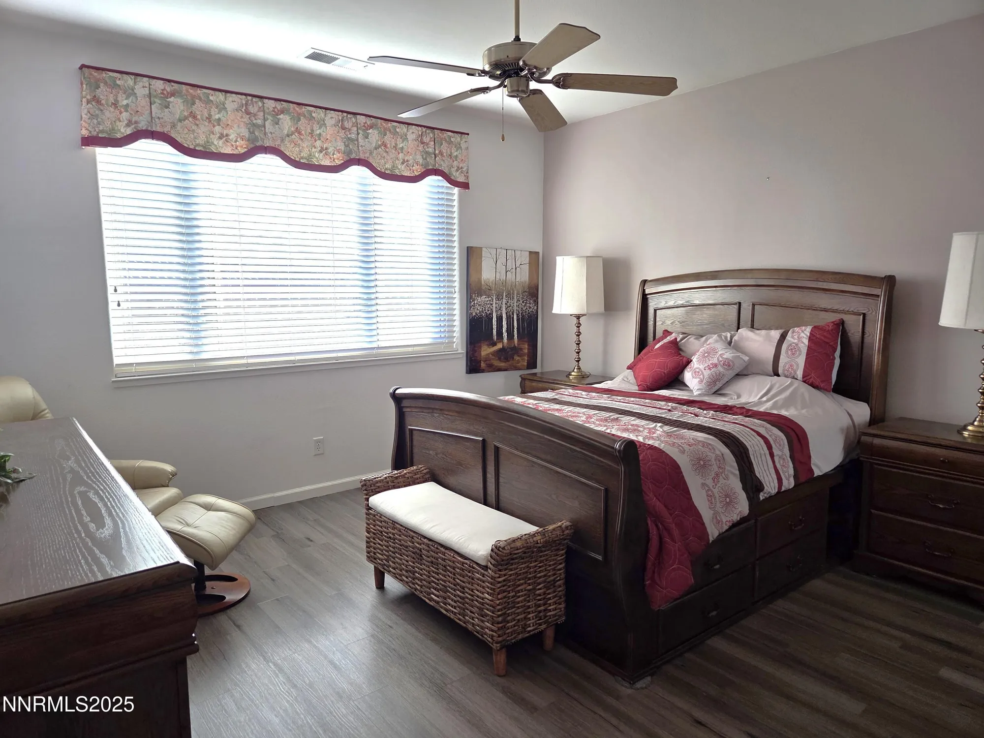 Property Slideshow image 10 of 22 | 2159 meritage dr, Sparks, NV, 89434