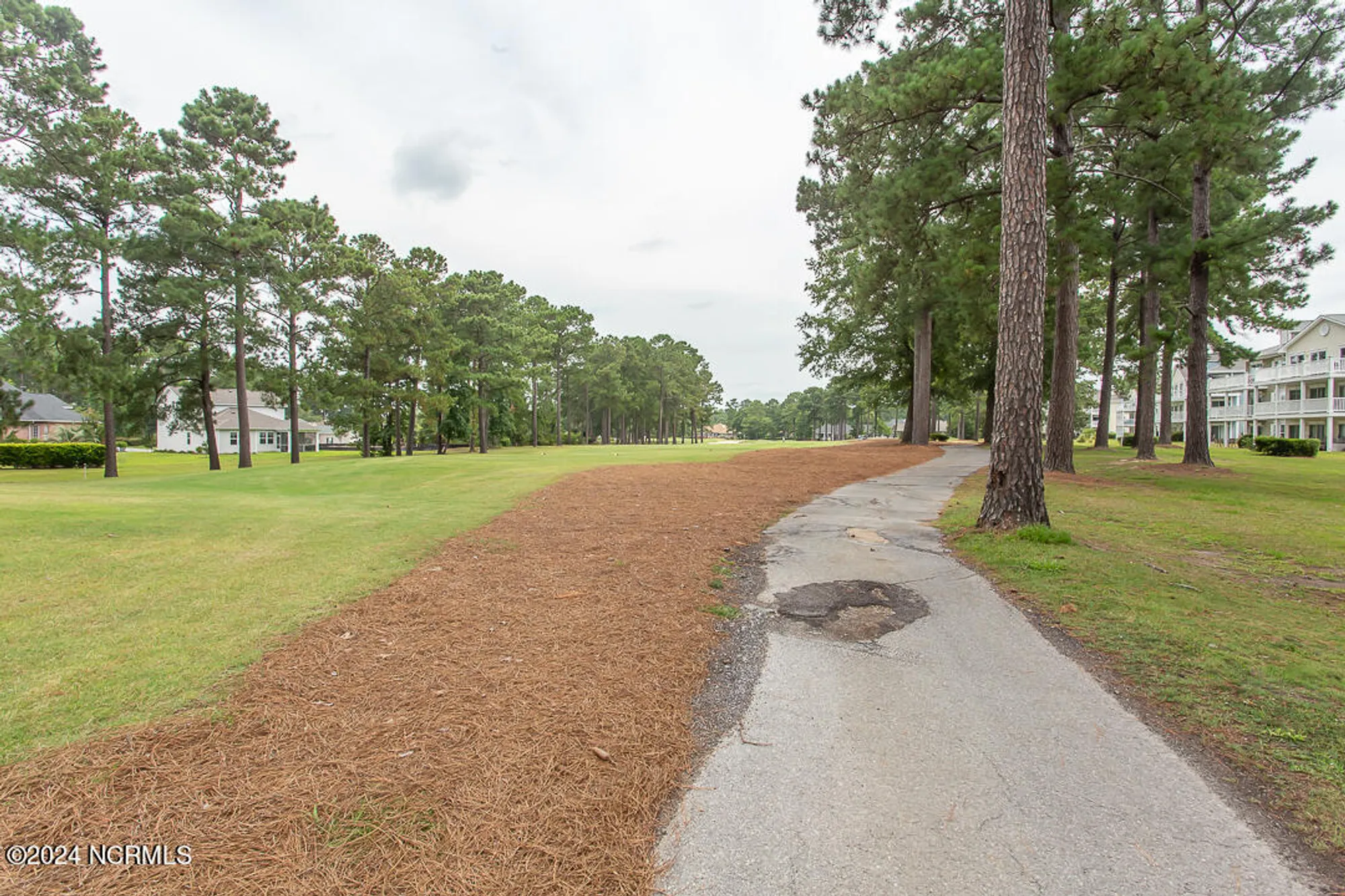 Property Slideshow image 4 of 35 | 1215 n middleton dr 3005, Calabash, NC, 28467