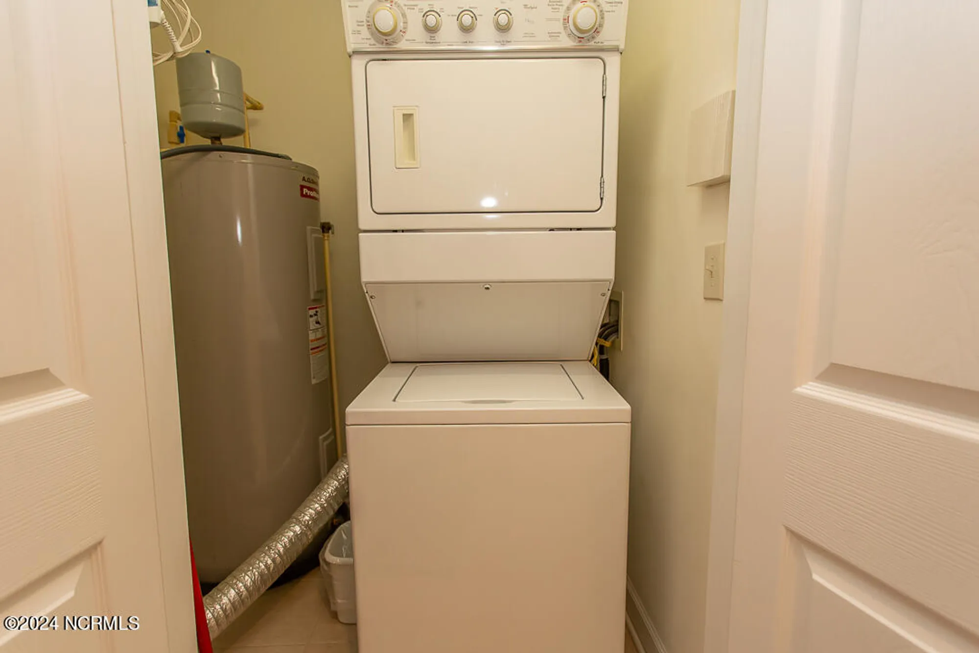 Property Slideshow image 32 of 35 | 1215 n middleton dr 3005, Calabash, NC, 28467