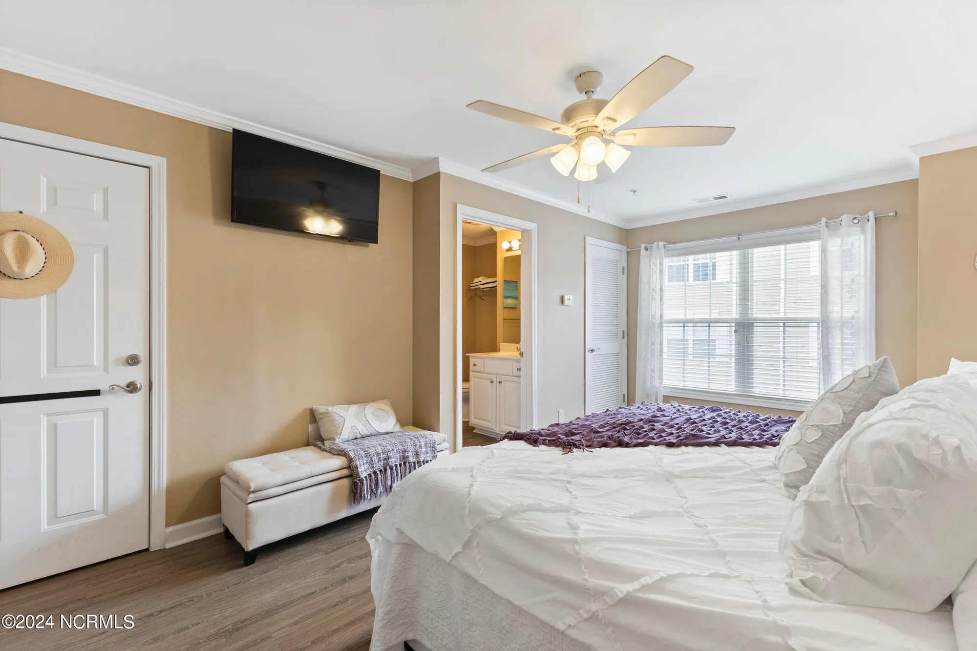 Property Slideshow image 21 of 36 | 1215 n middleton dr 2406, Calabash, NC, 28467