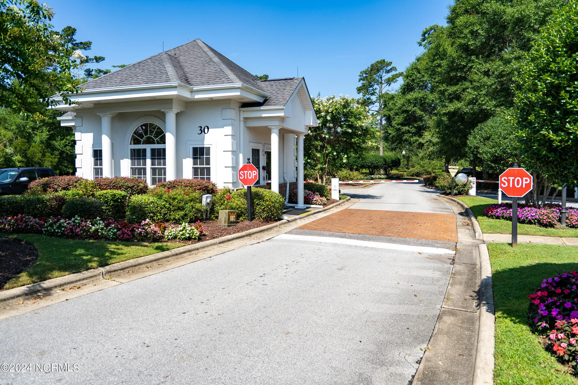 Property Slideshow image 27 of 36 | 1215 n middleton dr 2406, Calabash, NC, 28467