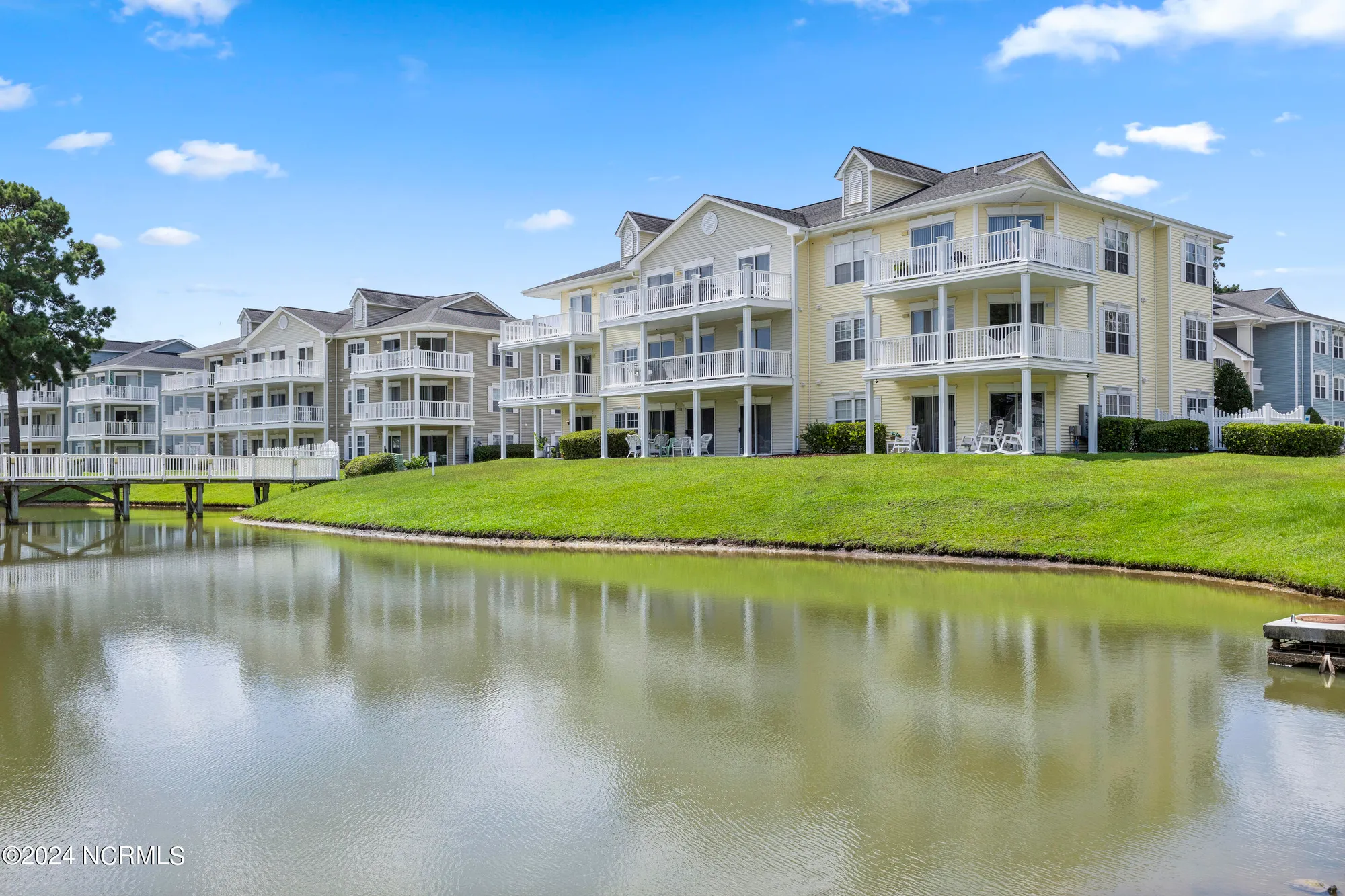 Property Slideshow image 25 of 36 | 1215 n middleton dr 2406, Calabash, NC, 28467