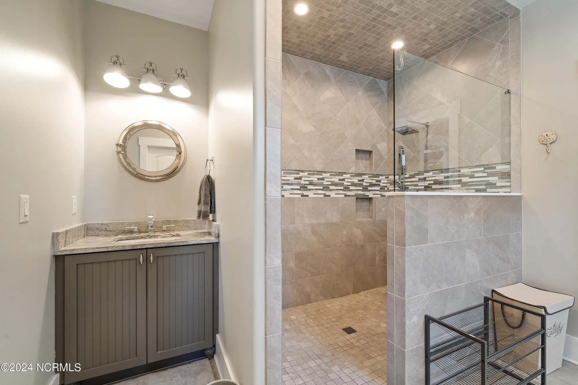 Property Slideshow image 42 of 84 | 2851 pine forest dr, Southport, NC, 28461