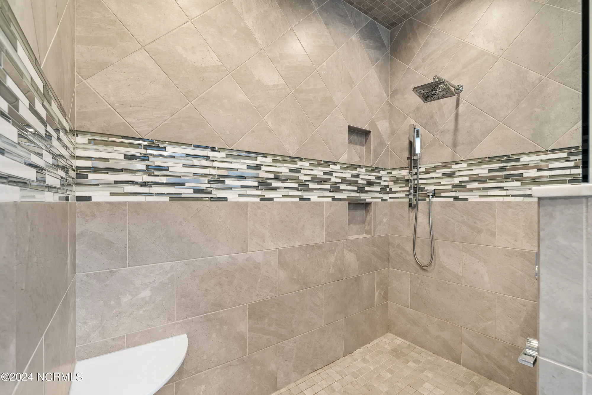 Property Slideshow image 43 of 84 | 2851 pine forest dr, Southport, NC, 28461