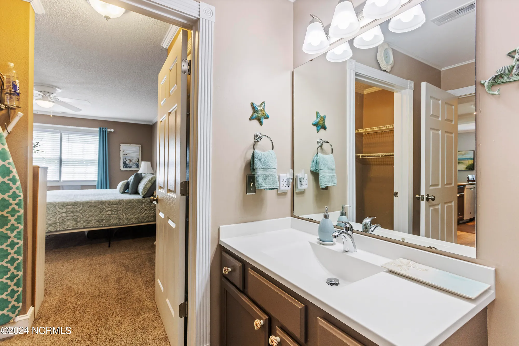 Property Slideshow image 27 of 48 | 330 s middleton dr 804, Calabash, NC, 28467