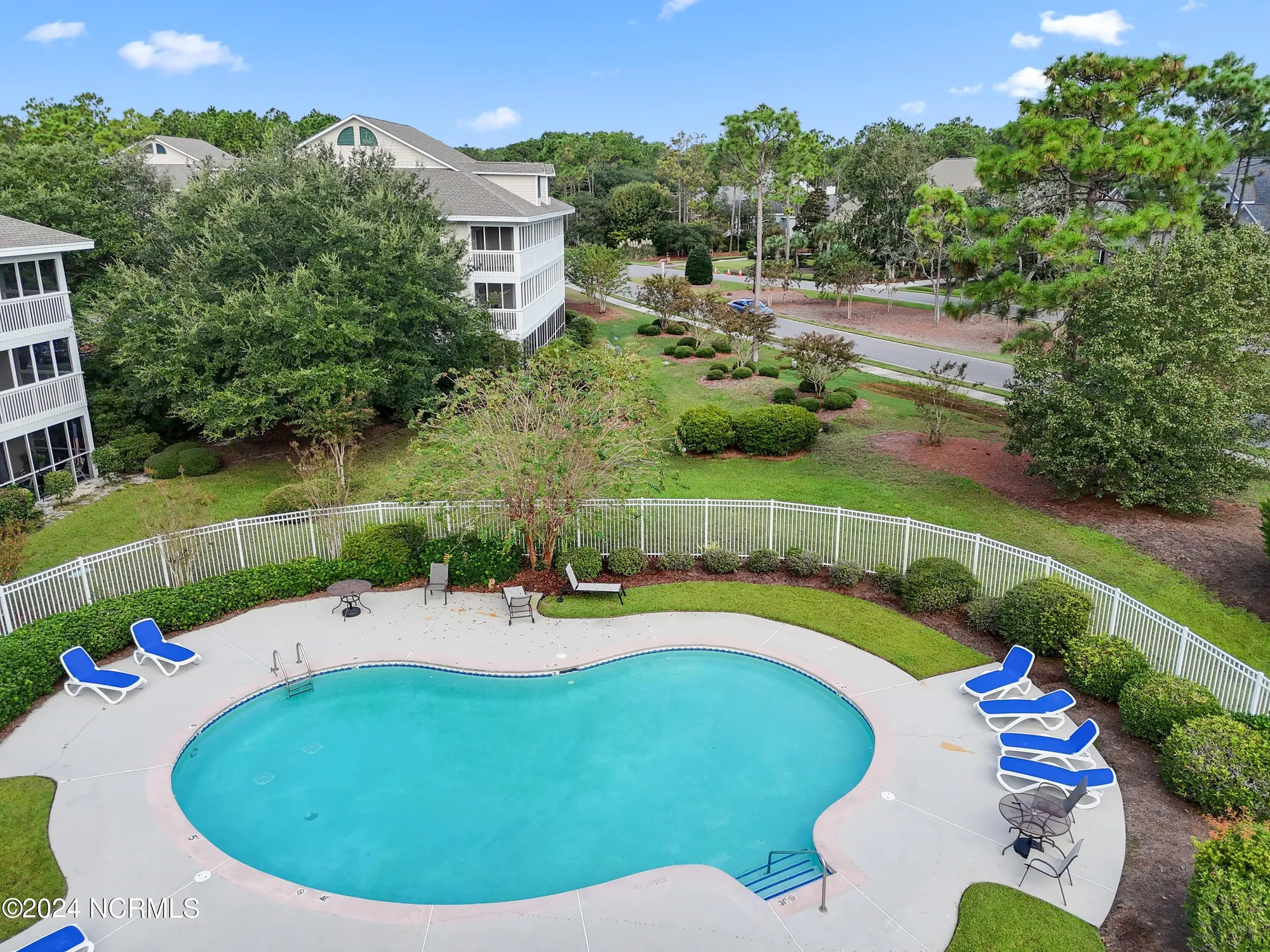 Property Slideshow image 2 of 43 | 3350 club villa dr 1605, Southport, NC, 28461