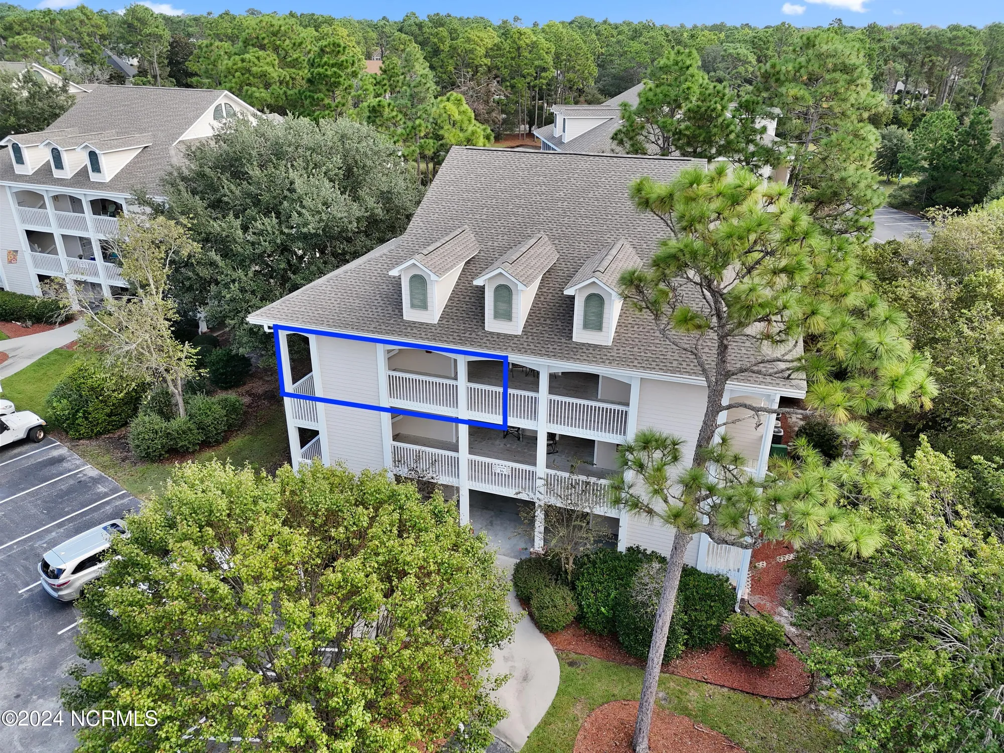 Property Slideshow image 30 of 43 | 3350 club villa dr 1605, Southport, NC, 28461