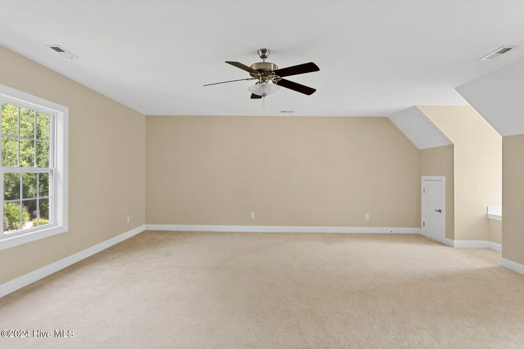Property Slideshow image 33 of 80 | 1109 foxbow cv, Leland, NC, 28451