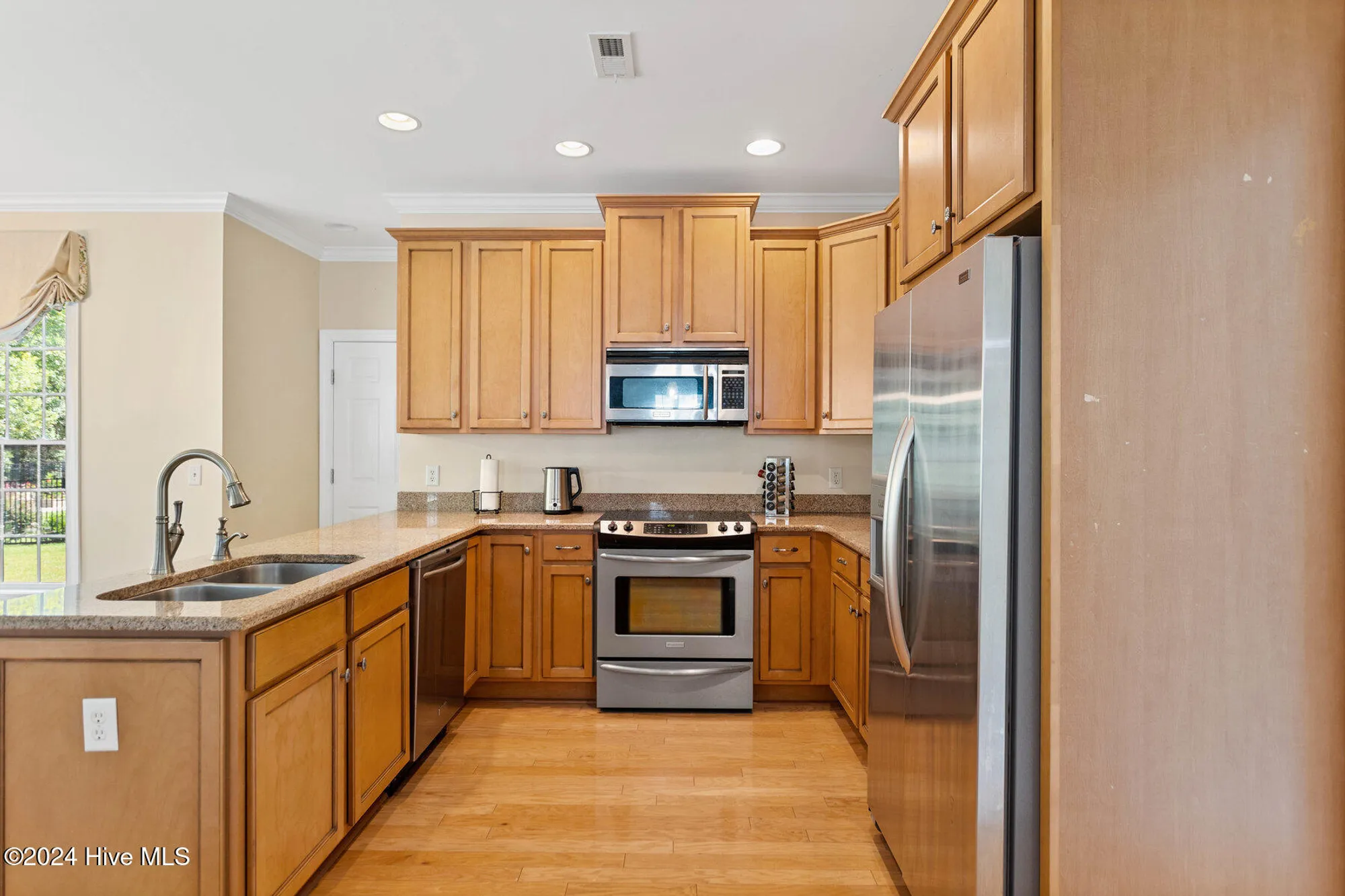 Property Slideshow image 13 of 80 | 1109 foxbow cv, Leland, NC, 28451