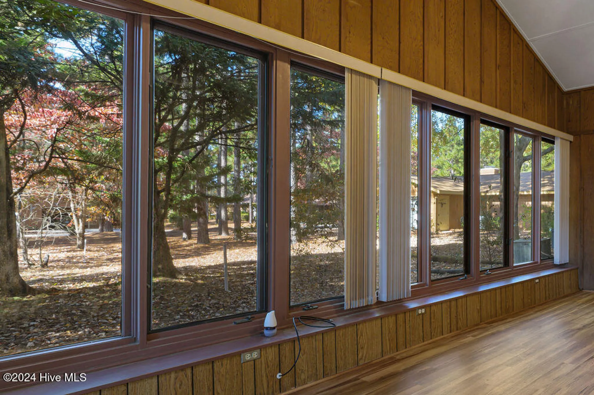 Property Slideshow image 31 of 37 | 201 bentwood ln, Southern Pines, NC, 28387