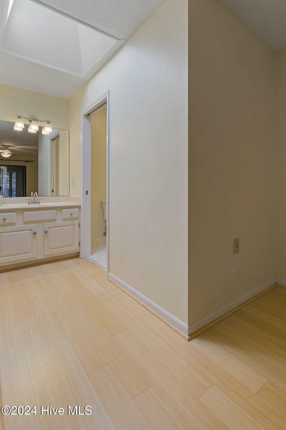 Property Slideshow image 17 of 37 | 201 bentwood ln, Southern Pines, NC, 28387