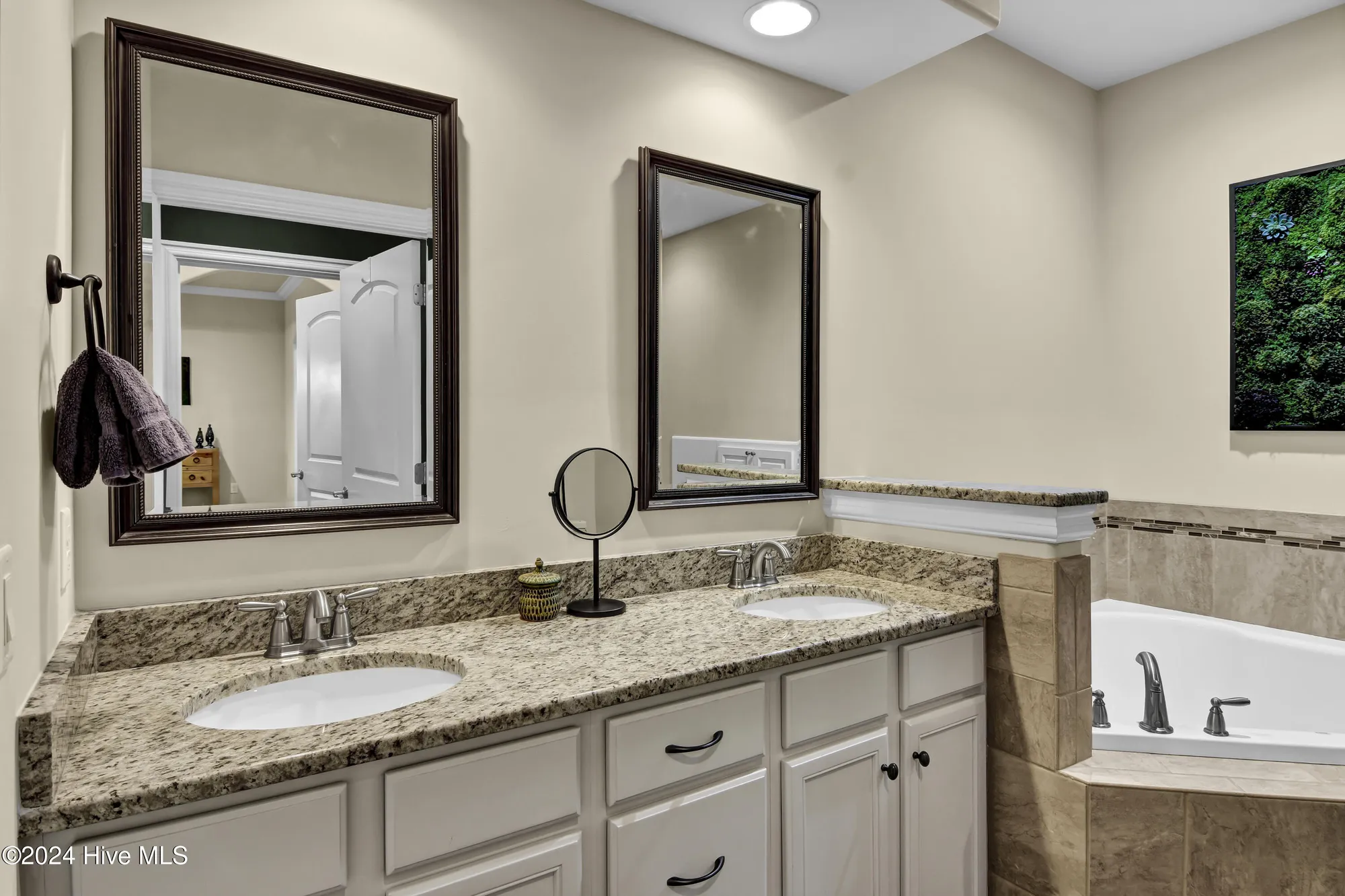 Property Slideshow image 18 of 40 | 333 motts forest rd, Wilmington, NC, 28412
