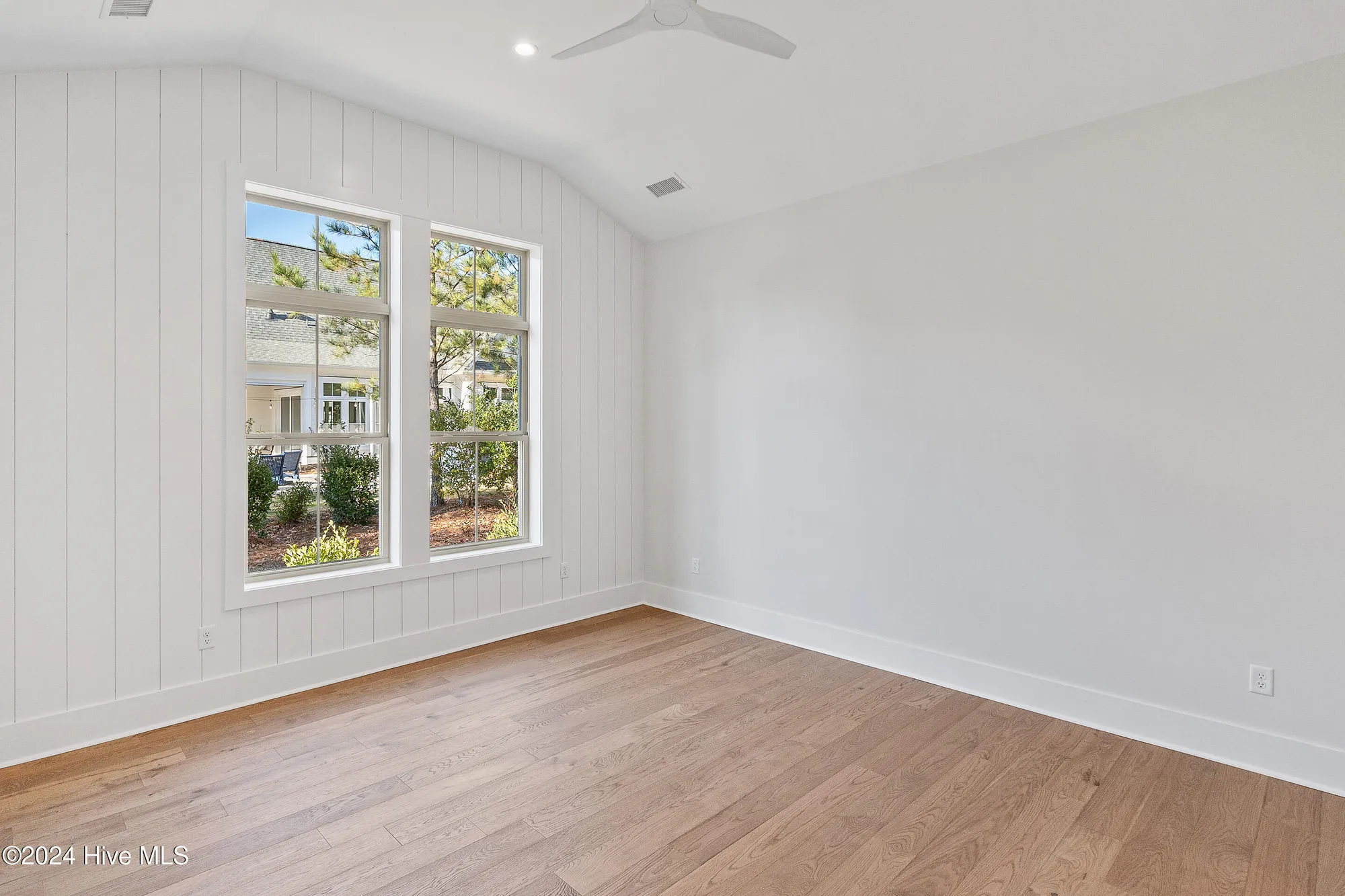 Property Slideshow image 21 of 43 | 3605 rosewood landing dr, Castle Hayne, NC, 28429