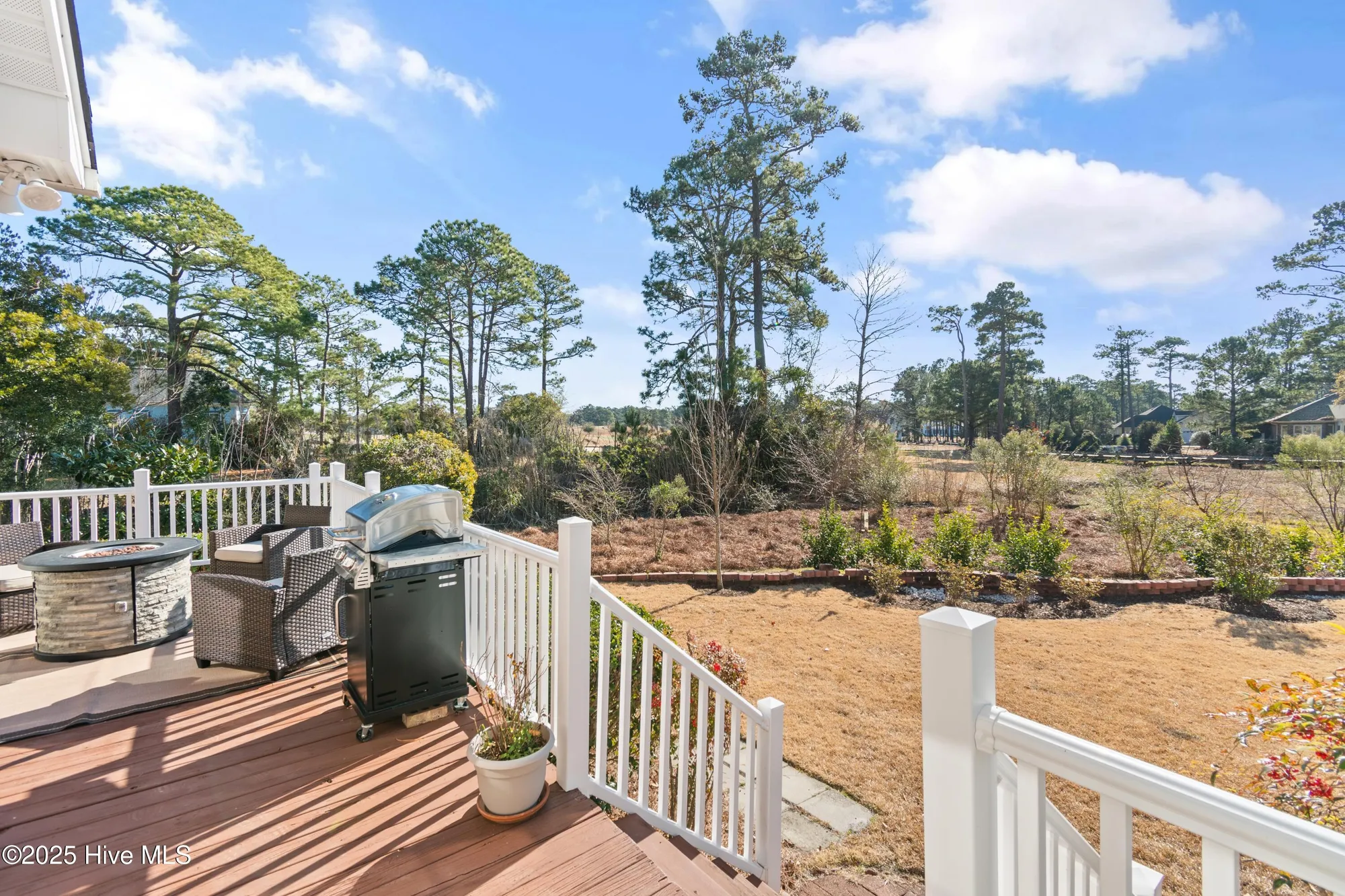 Property Slideshow image 20 of 56 | 3399 st james dr, Southport, NC, 28461